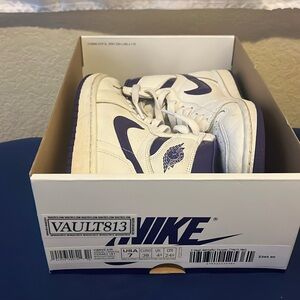 Wmns air jordan high court purple